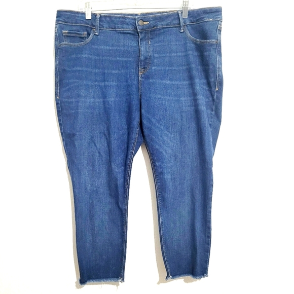 Old Navy RockStar Super Skinny Secret-Slim Jeans Women’s 22 Plus Short Blue Raw - Picture 1 of 10